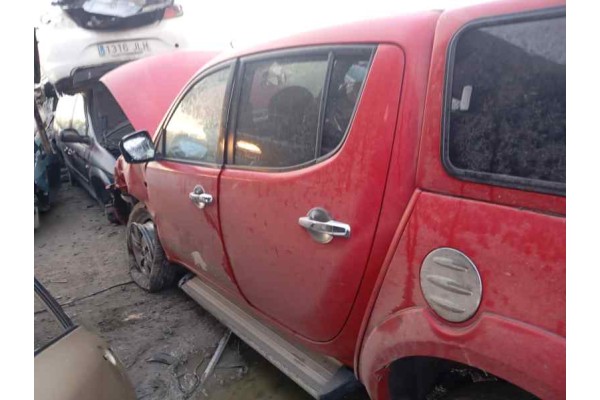 Recambio de puerta trasera izquierda para mitsubishi l 200 (ka0/kb0) raging bull referencia OEM IAM   