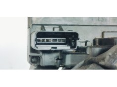 Recambio de cerradura puerta trasera derecha para nissan navara 4x4 dc le tech premium at 4p referencia OEM IAM   