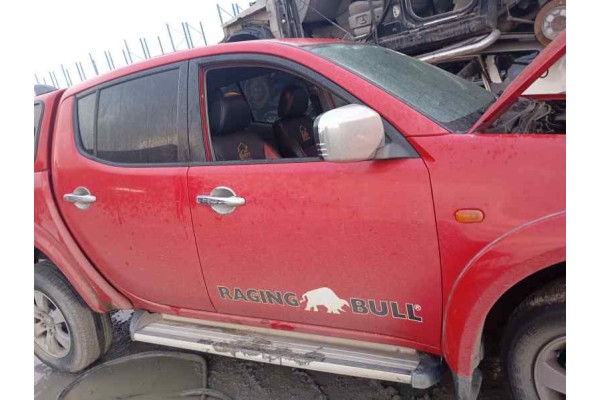 Recambio de puerta delantera derecha para mitsubishi l 200 (ka0/kb0) raging bull referencia OEM IAM   