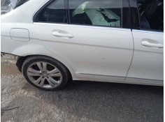 PUERTA TRASERA DERECHA 