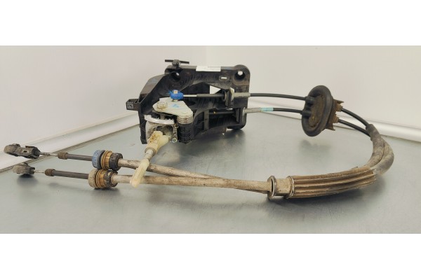 Recambio de palanca cambio para peugeot 308 referencia OEM IAM 9685674180  