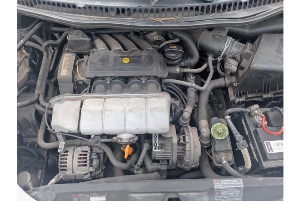 Recambio de motor completo para volkswagen new beetle cabriolet (1y7) 2.0 referencia OEM IAM AZJ  
