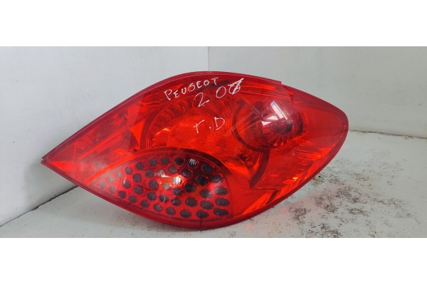 Recambio de piloto trasero derecho para peugeot 207 confort referencia OEM IAM   