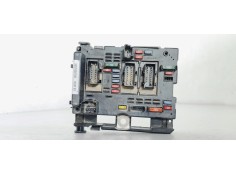 Recambio de caja reles / fusibles para peugeot 307 (s1) xs referencia OEM IAM 9657608780  