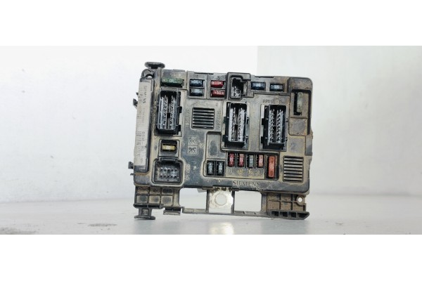 Recambio de caja reles / fusibles para citroen c3 1.4 audace referencia OEM IAM 964349880  