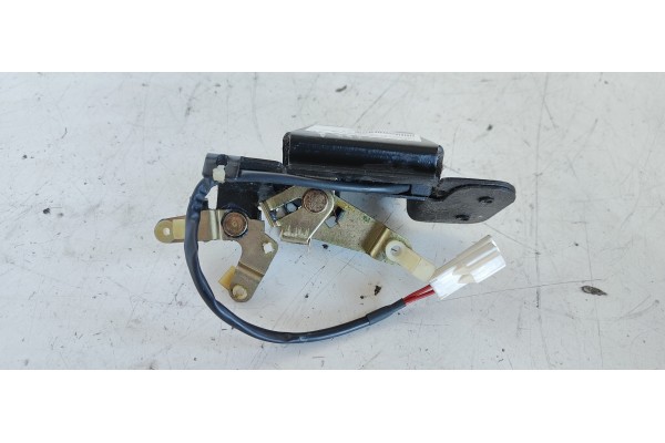 Recambio de cerradura maletero / porton para daewoo tacuma sx-plus referencia OEM IAM   