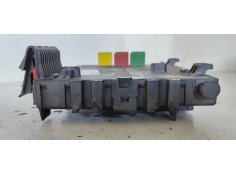 Recambio de caja reles / fusibles para opel vectra c berlina comfort referencia OEM IAM 13170892  