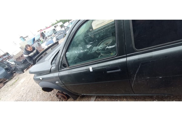 Recambio de puerta delantera izquierda para land rover freelander (ln) 2.0 td4 cat referencia OEM IAM   