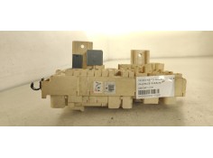 Recambio de caja reles / fusibles para toyota avensis berlina (t25) 1.8 16v cat referencia OEM IAM 04010821141101  