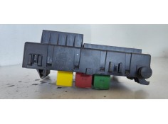 Recambio de caja reles / fusibles para opel vectra c berlina comfort referencia OEM IAM 13170892  