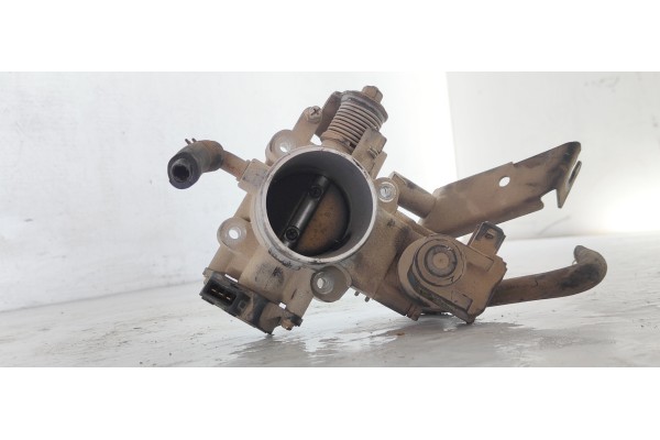 Recambio de caja mariposa para kia carens 1.6 lx referencia OEM IAM 0280140571  