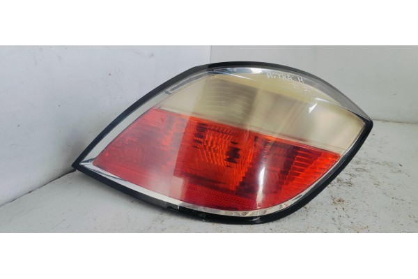 Recambio de piloto trasero derecho para opel astra h ber. edition referencia OEM IAM   