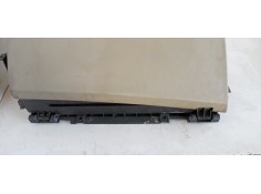 Recambio de guantera para land rover discovery v6 td se referencia OEM IAM YQS500120  