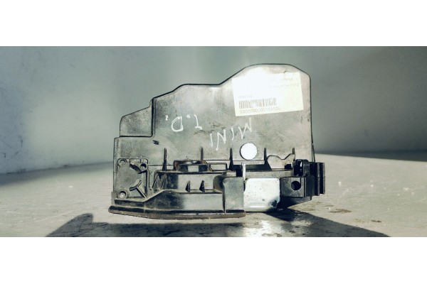 Recambio de cerradura puerta trasera derecha para mini countryman (r60) cooper referencia OEM IAM A053702  