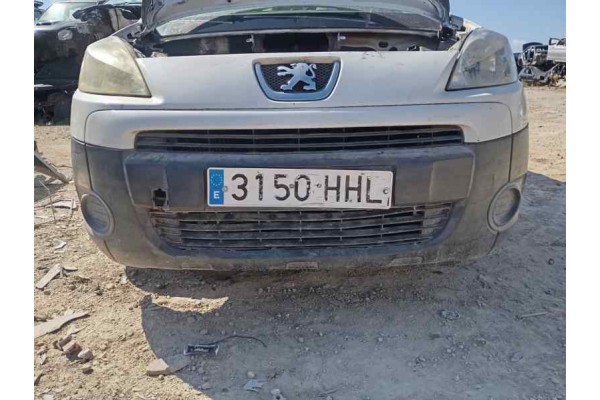 Recambio de paragolpes delantero para peugeot partner kasten 1.6 hdi 90 referencia OEM IAM   