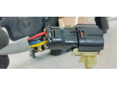 Recambio de cerradura puerta delantera derecha para kia carnival 2.9 crdi cat referencia OEM IAM   