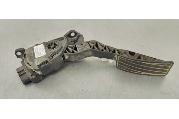 Recambio de pedal acelerador para suzuki sx4 1.0 i turbo 110 referencia OEM IAM 4940068L51  