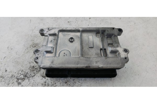 Recambio de centralita motor uce para mazda 6 kombi ()(.2012) 2.0i 145 referencia OEM IAM PE2L18881H  