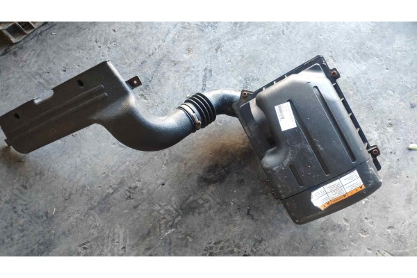 Recambio de filtro aire para ssangyong actyon 200 xdi referencia OEM IAM 2353031060  