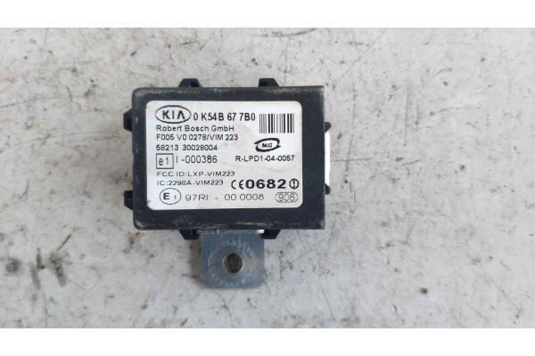 Recambio de centralita inmovilizador para kia carnival ii 2.9 crdi cat referencia OEM IAM 0K54B677B0  