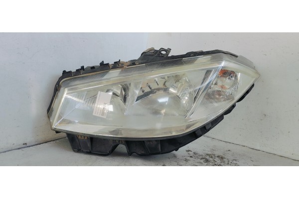 Recambio de faro izquierdo para renault megane ii classic berlina confort expression referencia OEM IAM 89306999  
