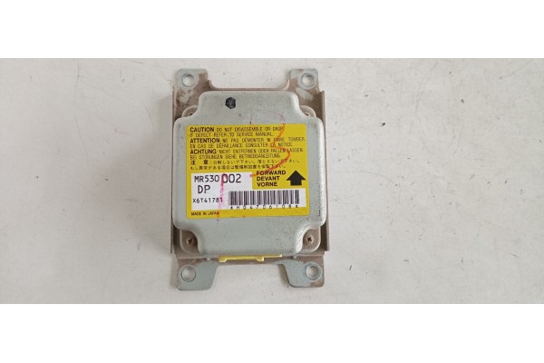 Recambio de centralita airbag para mitsubishi montero sport (k90) 2.5 td gls referencia OEM IAM MR530002  