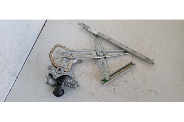 Recambio de elevalunas delantero derecho para toyota yaris 1.3 16v cat referencia OEM IAM 857100D120  