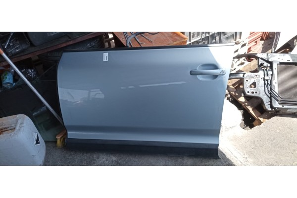 Recambio de puerta delantera izquierda para volkswagen touareg (7la) tdi r5 referencia OEM IAM   