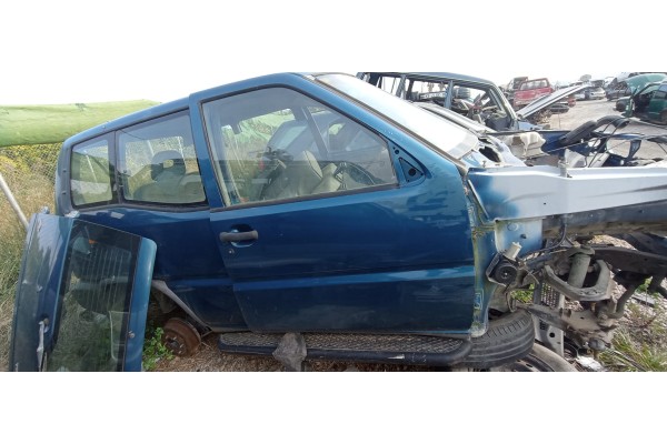 Recambio de puerta delantera derecha para nissan terrano/terrano.ii (r20) 2.4 cat referencia OEM IAM   