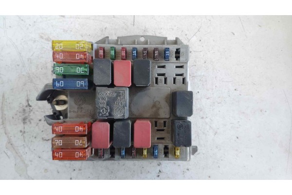 Recambio de caja reles / fusibles para fiat doblo (119) 1.9 jtd cat referencia OEM IAM 51756264  