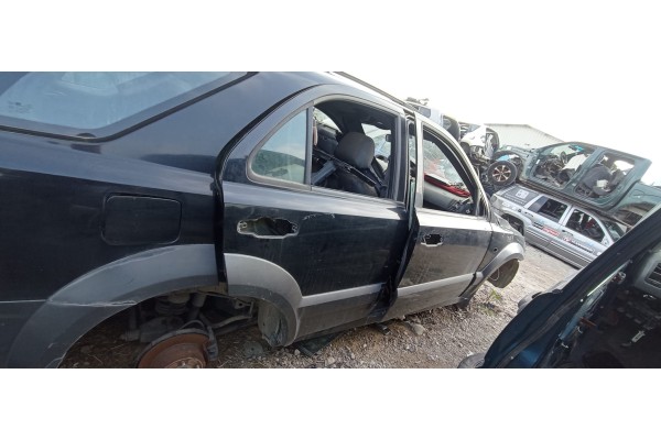 Recambio de puerta trasera derecha para kia sorento 2.5 crdi cat referencia OEM IAM   