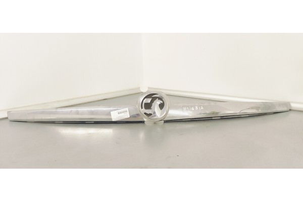 Recambio de maneta exterior porton para opel insignia berlina 2.0 cdti referencia OEM IAM 22803608  