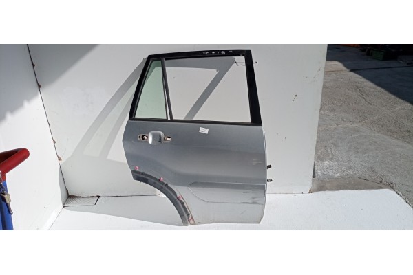 Recambio de puerta trasera derecha para toyota rav 4 (a3) 2.2 turbodiesel cat referencia OEM IAM   