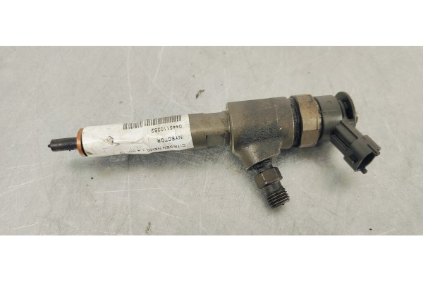 Recambio de inyector para citroen nemo 1.4 hdi 70 referencia OEM IAM 0445110252  