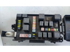 Recambio de caja reles / fusibles para chrysler 300 c 3.0 crd cat referencia OEM IAM P05087269AJ 16238AC 