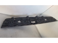 Recambio de rejilla delantera para opel vivaro furgón 2.0 cdti 123 fap referencia OEM IAM 9833128577  