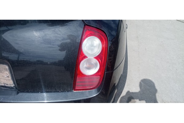 Recambio de piloto trasero derecho para nissan micra (k12e) 25 aniversario referencia OEM IAM   