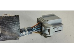 Recambio de retrovisor izquierdo para ford mondeo berlina (ge) 2.0 tdci cat referencia OEM IAM 014119  