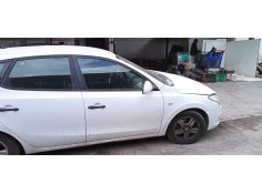 Recambio de puerta delantera derecha para hyundai i30 1.6 crdi cat referencia OEM IAM   