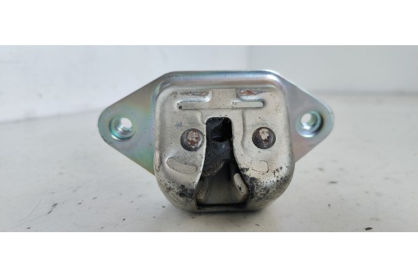 Recambio de cerradura maletero / porton para subaru forester 2.0 diesel cat referencia OEM IAM   