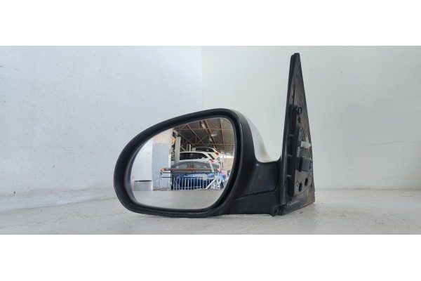 Recambio de retrovisor izquierdo para hyundai i30 classic referencia OEM IAM   