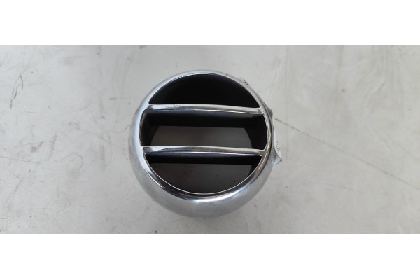 Recambio de rejilla aireadora para rolls royce silver spirit ii 6.75 - 223 cv referencia OEM IAM   