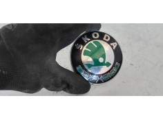 Recambio de moldura para skoda fabia familiar (6y5) comfort line referencia OEM IAM 1U0853621C  