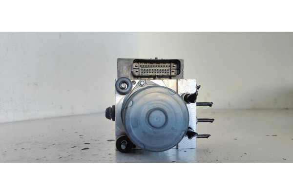 Recambio de abs para jaguar xf 2.7 v6 diesel luxury referencia OEM IAM 0265950718  