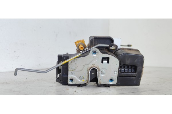 Recambio de cerradura puerta delantera izquierda para opel antara cosmo plus 4x4 referencia OEM IAM   