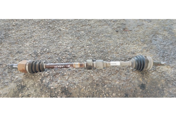 Recambio de transmision delantera derecha para hyundai i30 1.6 crdi 115 referencia OEM IAM   