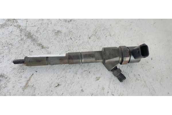 Recambio de inyector para opel insignia berlina 2.0cdti 130 fap referencia OEM IAM 0445110327  