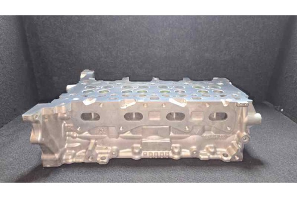 Recambio de culata para opel astra j lim. 1.6 cdti referencia OEM IAM 55596885  