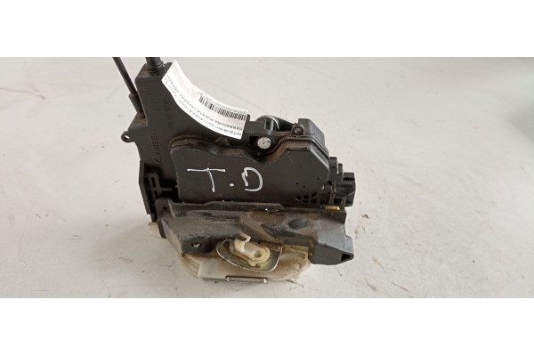 Recambio de cerradura puerta trasera derecha para mitsubishi outlander (cw0) 2.0 di-d intense plus referencia OEM IAM   