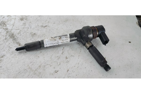 Recambio de inyector para opel astra h berlina enjoy referencia OEM IAM 0445110175  